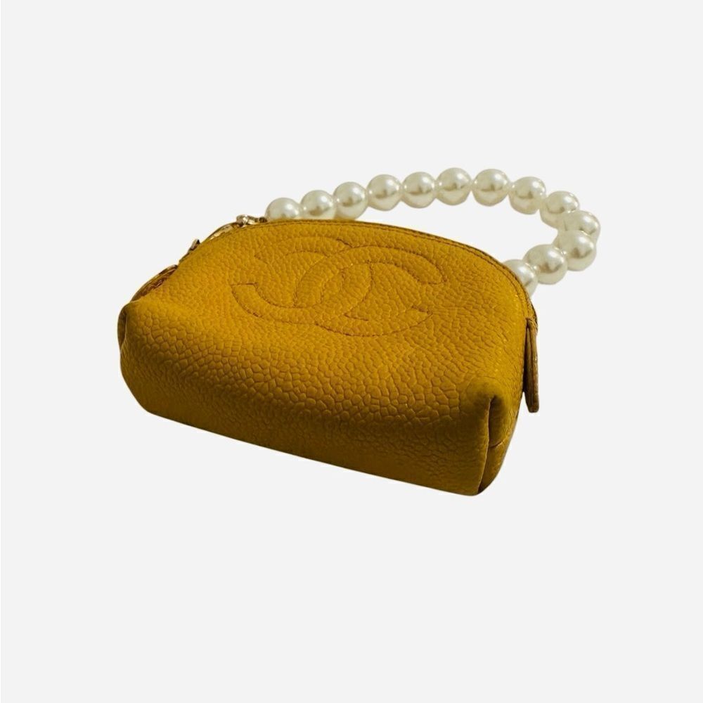 Chanel Yellow Cosmetic Bag with Iconic Logo - Picture 11 of 16